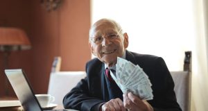 Smart Financial Planning for Seniors with Retirement Options